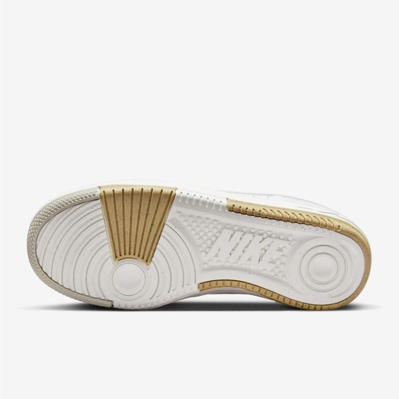 NEW Nike Gamma Force Shoes Womens Sz 10
White Athletic Leather Sneakers Trainers - Picture 4 of 10